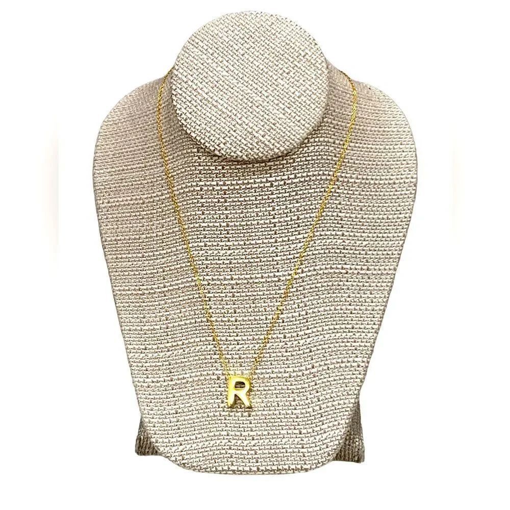 NWT Stainless Steel Elegant Gold Tone  Dainty Necklace initial  R  Pendant